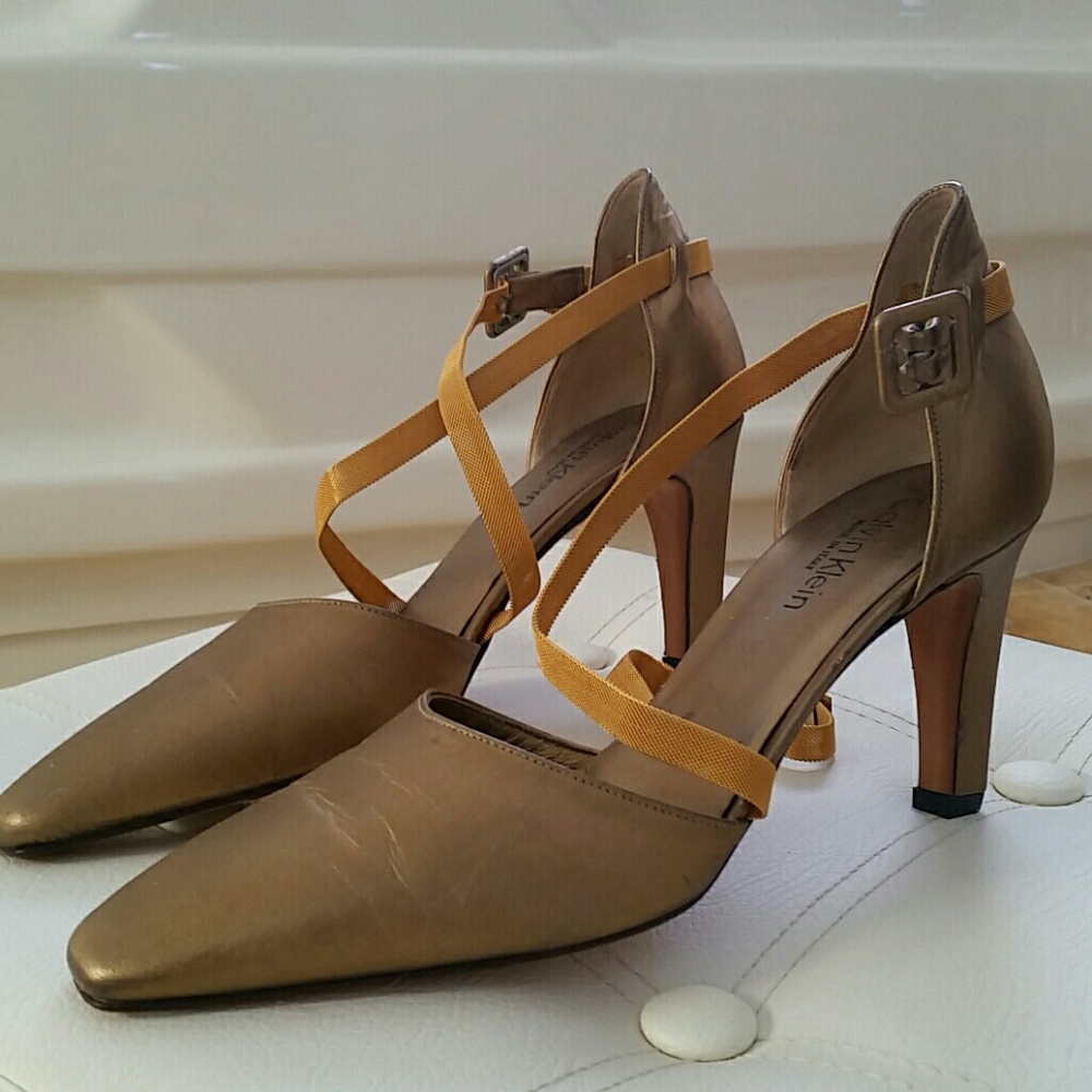 Calvin Klein gold chic shoes